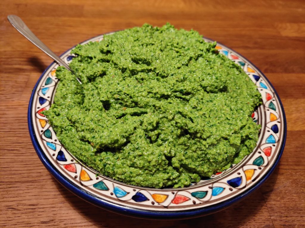 Pesto med Ramsløg og valnødder